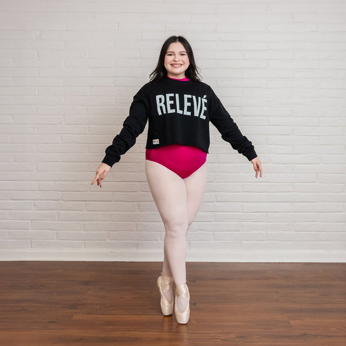 RELEVE Lightweight Cropped Crew - Fudge Dance ApparelWomens sweatshirts